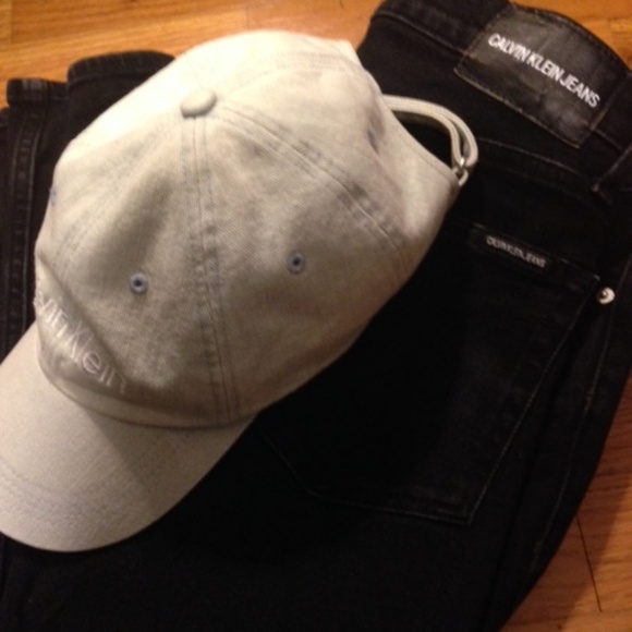 Calvin Klein light Denim dad hat - Picture 2 of 2